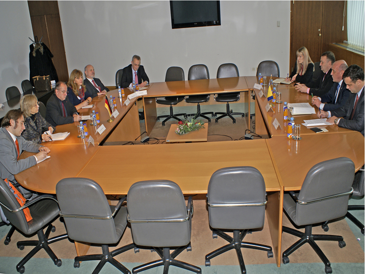 Members of the Friendship Group for Western Europe spoke with the Delegation of the German Bundestag 